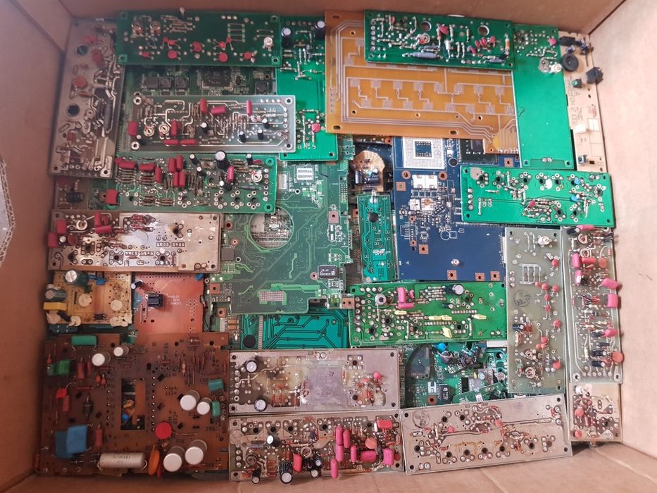 Плати Радіодеталі Електроника