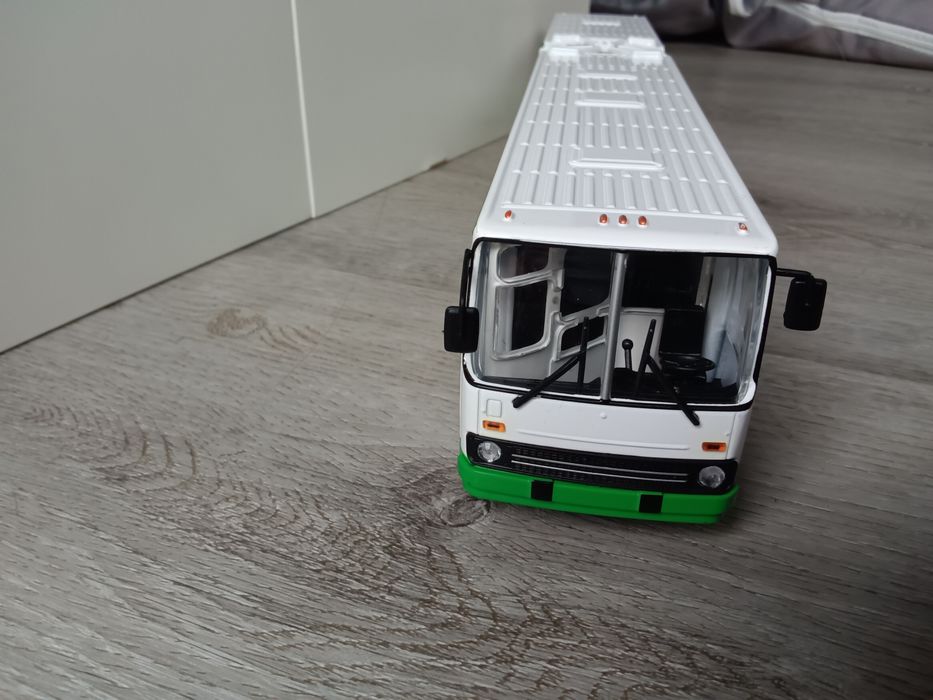 Model autobusu Ikarus 280