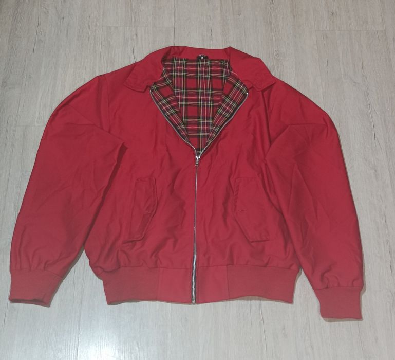 Харінгтон по типу Lonsdale 
Розмір: М
Стан Хороший 
Заміри:
Ширина: 52