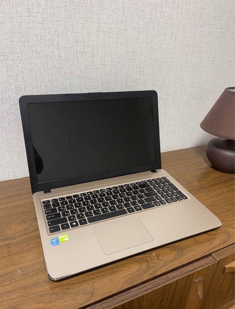 Asus l Intel i3 l Nvidia GeForce 920 ноутбук