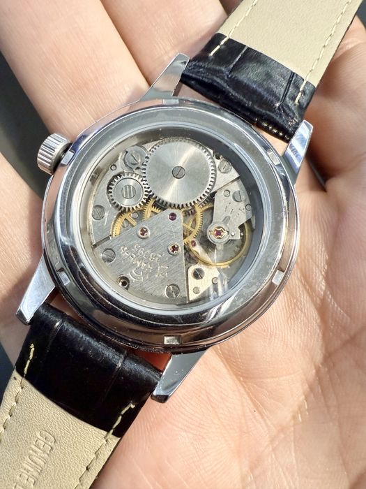 Часы АВИАТОР механические НОВЫЕ КАЧЕСТВО Ракета полет восток молния