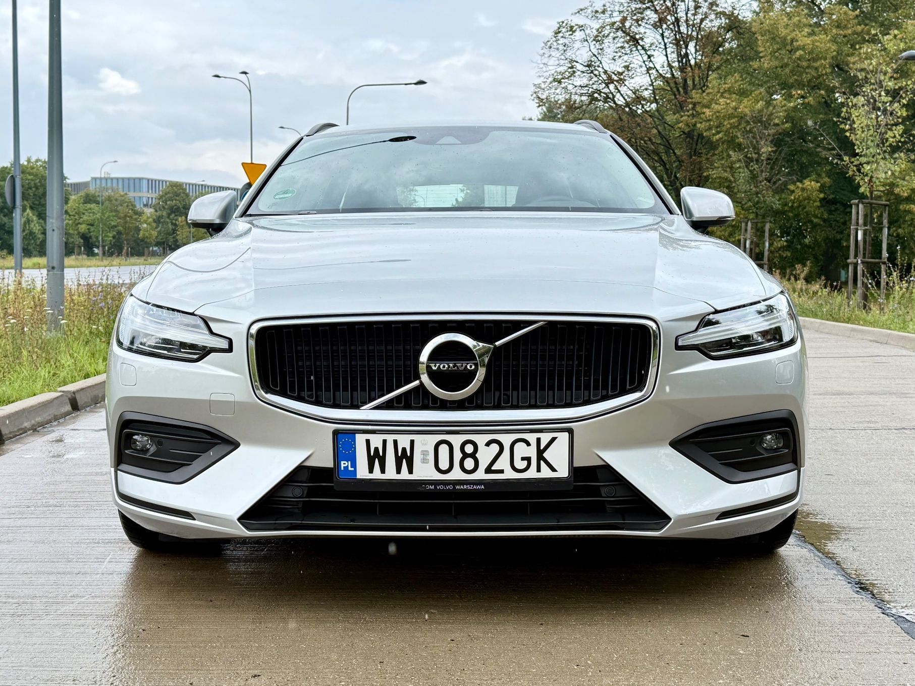 Volvo V60 B3 Momentum Pro 2021