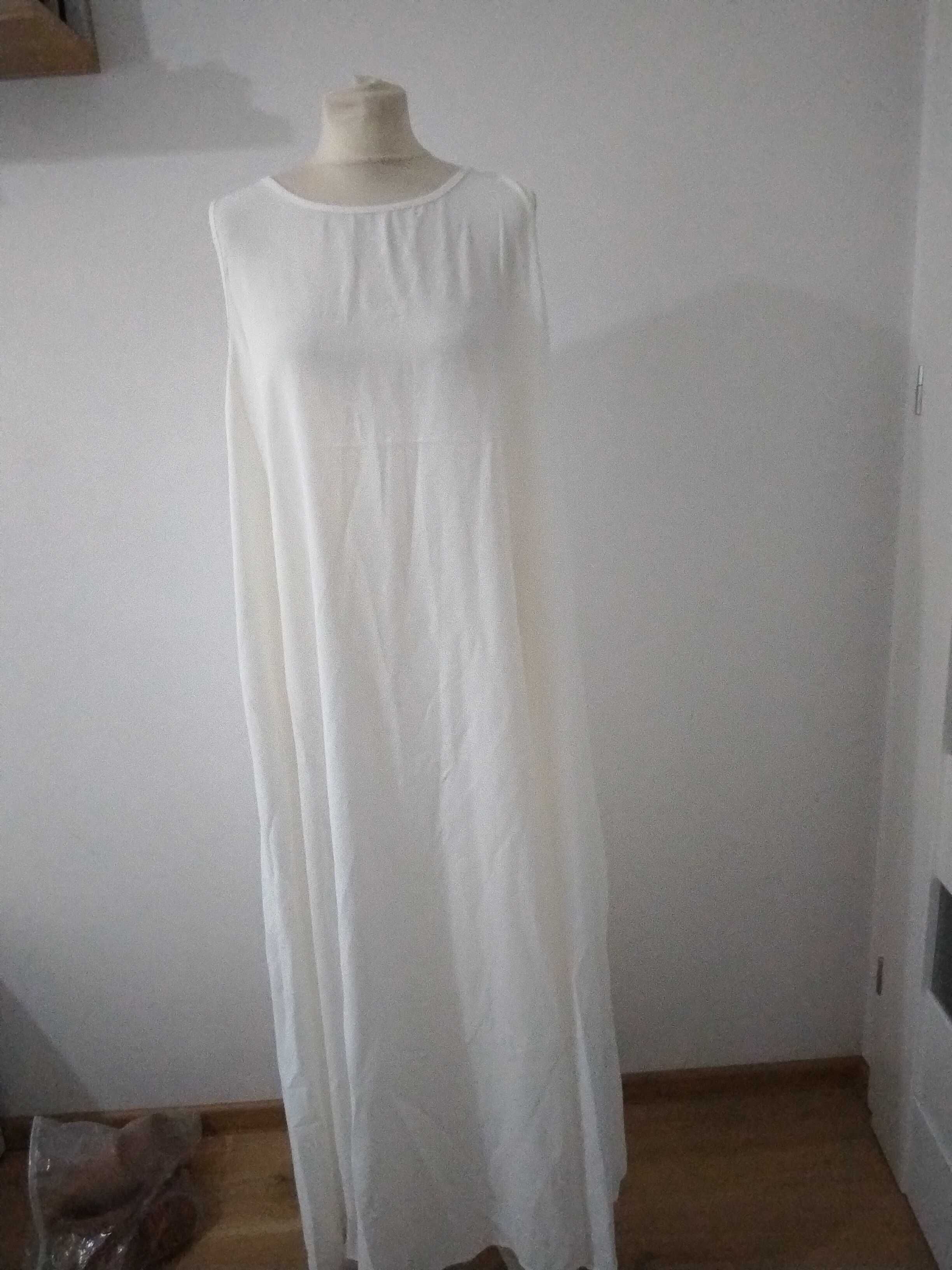 Sukienka biała maxi