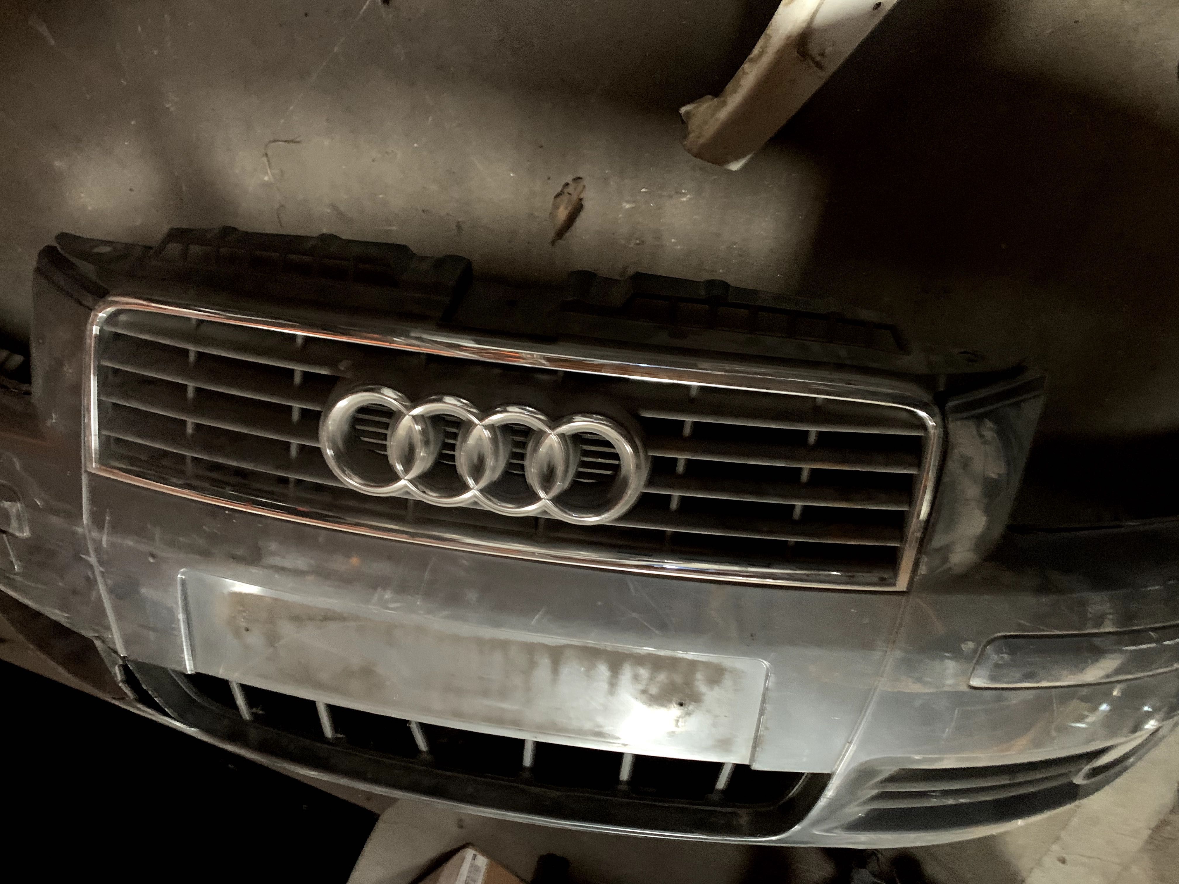 Parachoques Frontal Audi A3 8P