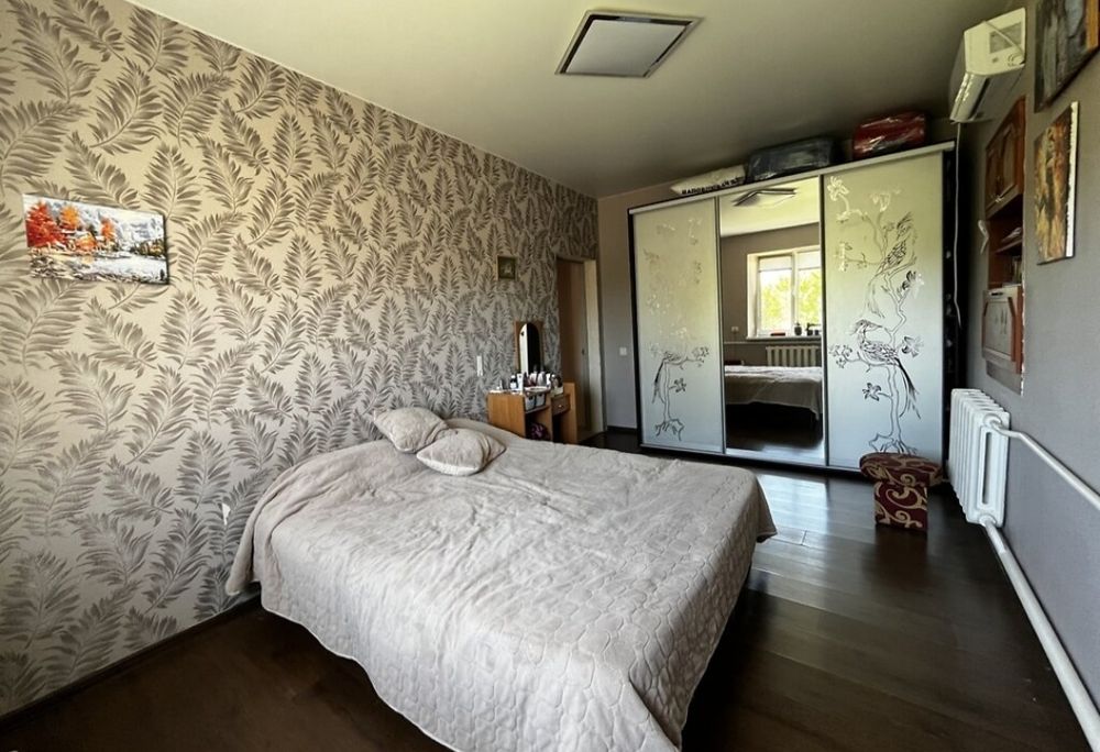 Продам будинок з ремонтом в Підгородному