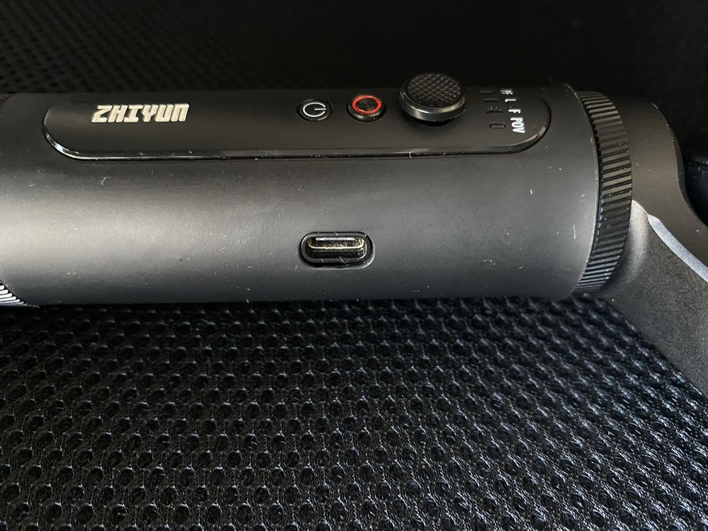 Zhiyun Smooth Q2 - Estabilizador Compacto e Funcional Com Caixa