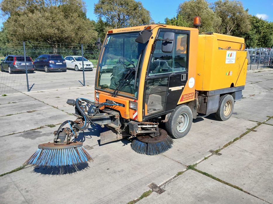 Zamiatarka drogowa Bucher CC-2000