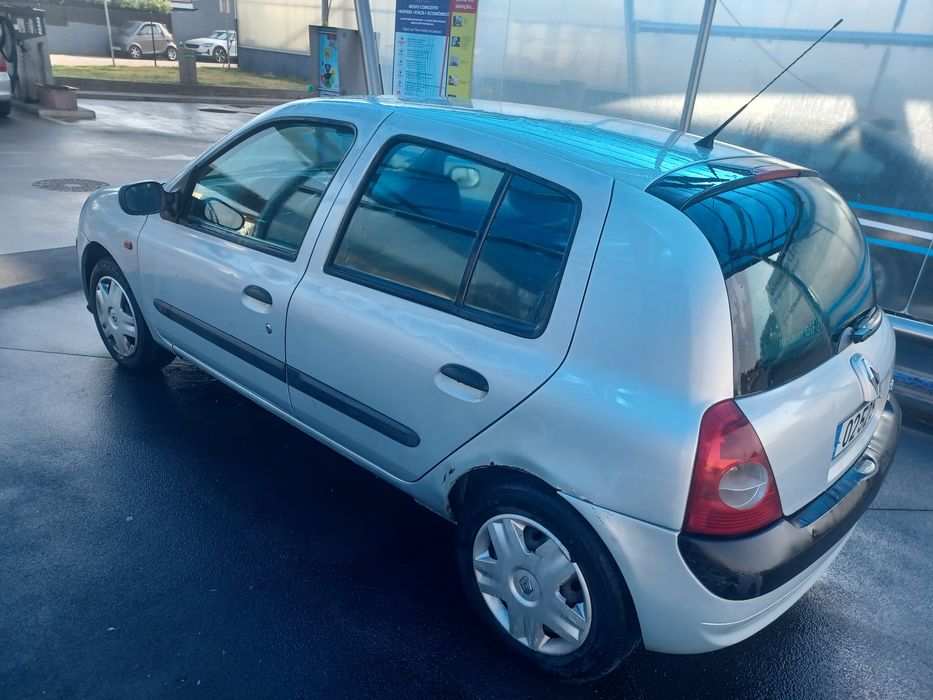 Renault clio 1.2 16v - 2002