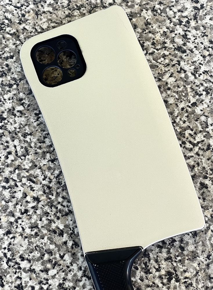 Iphone 12ProMax  capa Cutelo