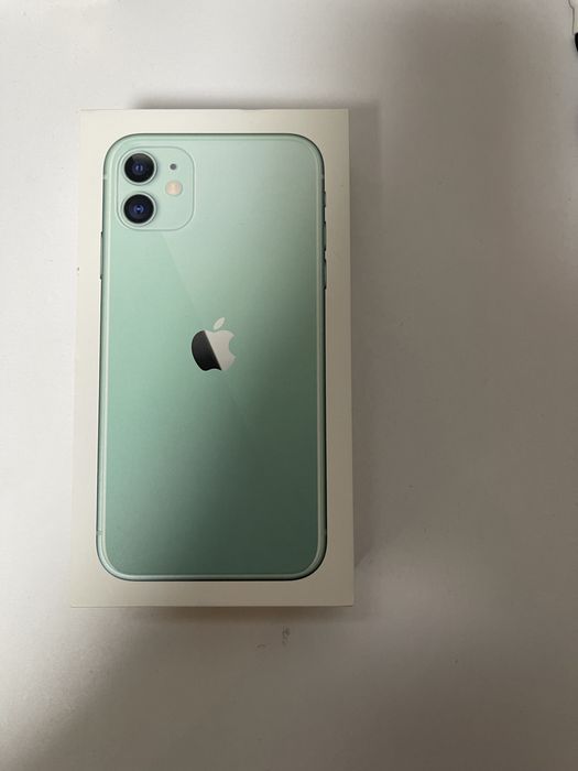 Продам iphone 11 green