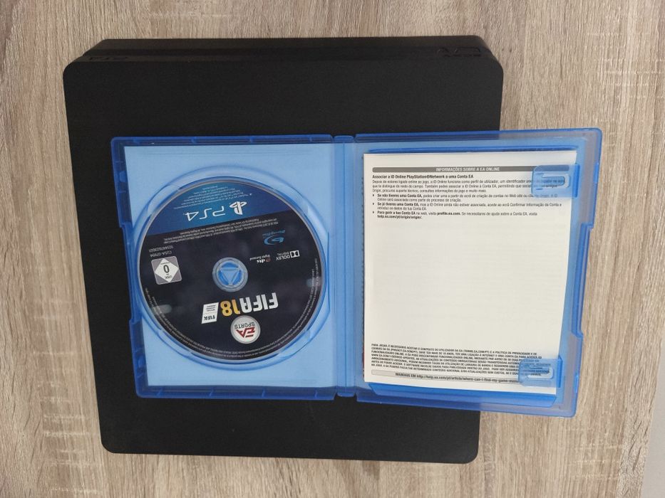 Play Station 4 Slim 500GB