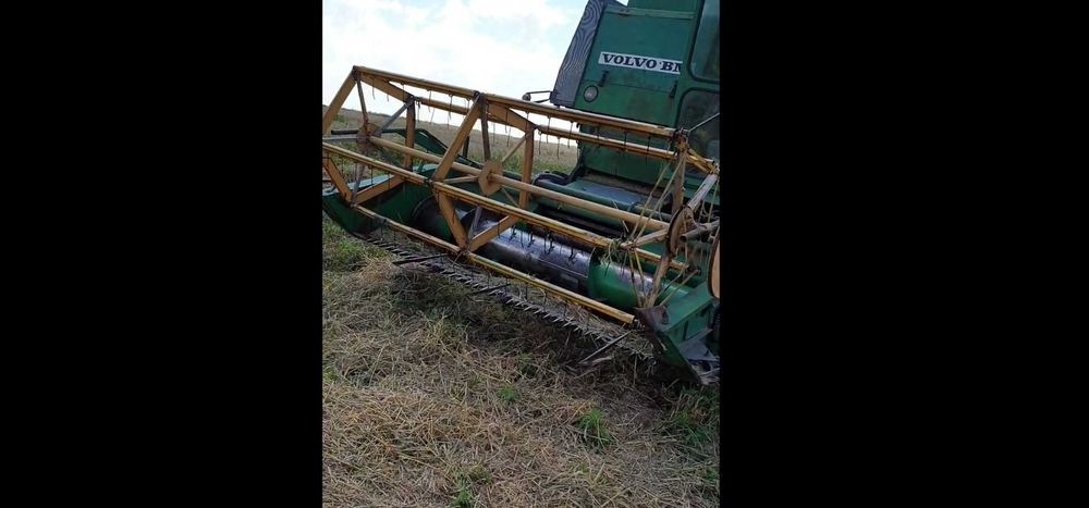 Зерноуборочный комбайн Volvo BM