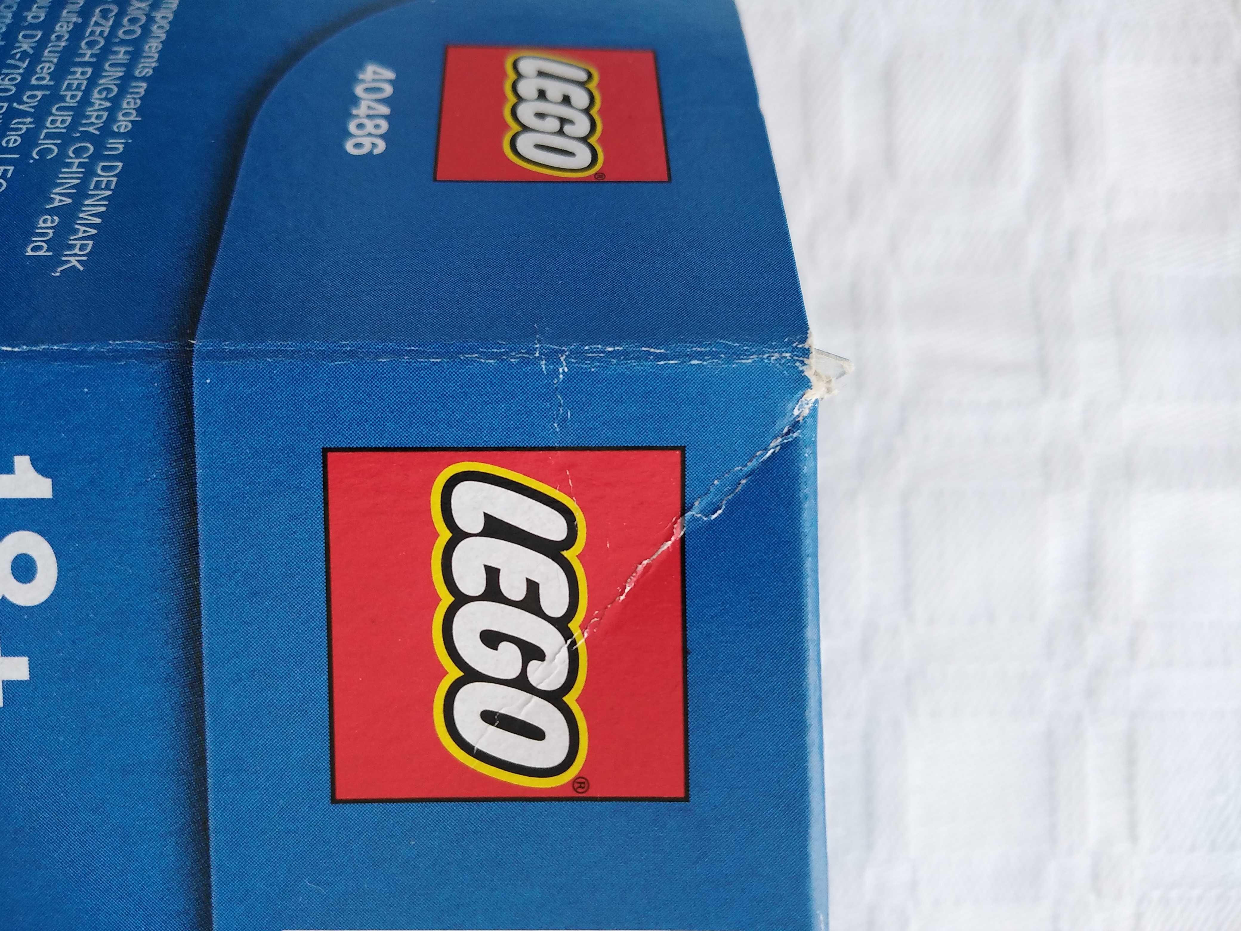 APENAS a Caixa Vazia Lego Set 40486 Adidas