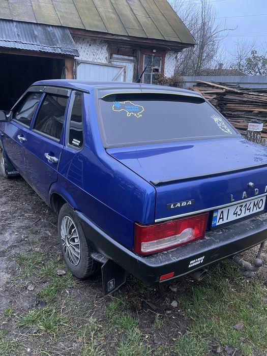 Продам авто ваз 21099