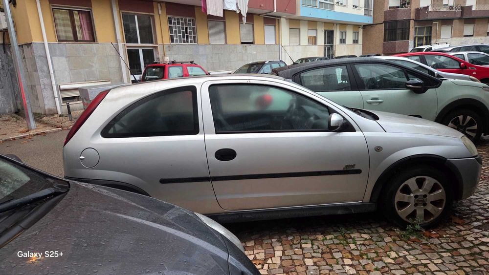 Opel corsa C em bom estado