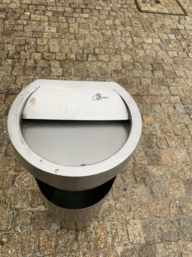 Cinzeiro paoeleira inox