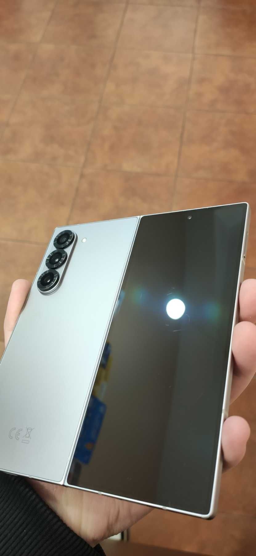 Samsung F956B Galaxy Z Fold 6 12/1TB ,Silver Shadow EU !!!ВЖИВАНИЙ!!!
