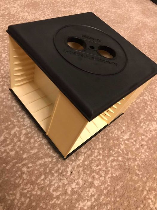 Продам кассетный блок для аудиокассет цвета "cлоновой кости".