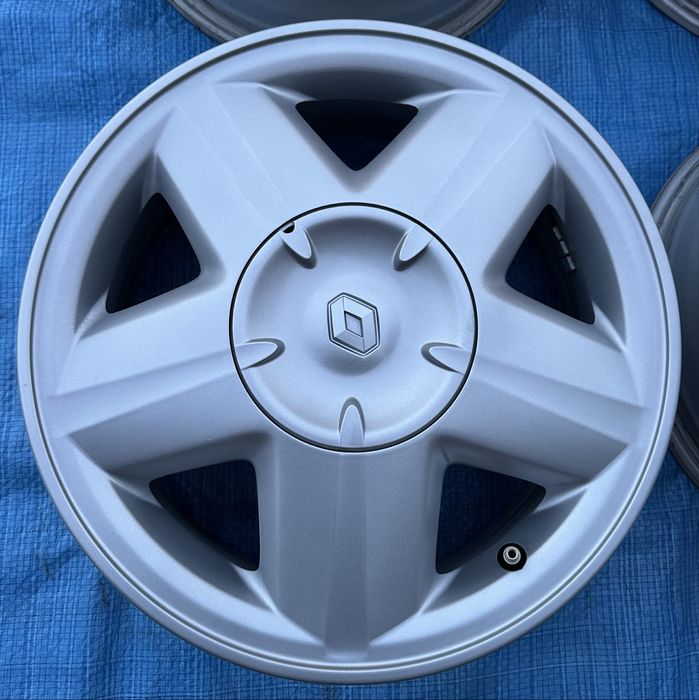 Диски R15 4x100 Reno Renault Logan Megane Dokeer Scenic Dacia