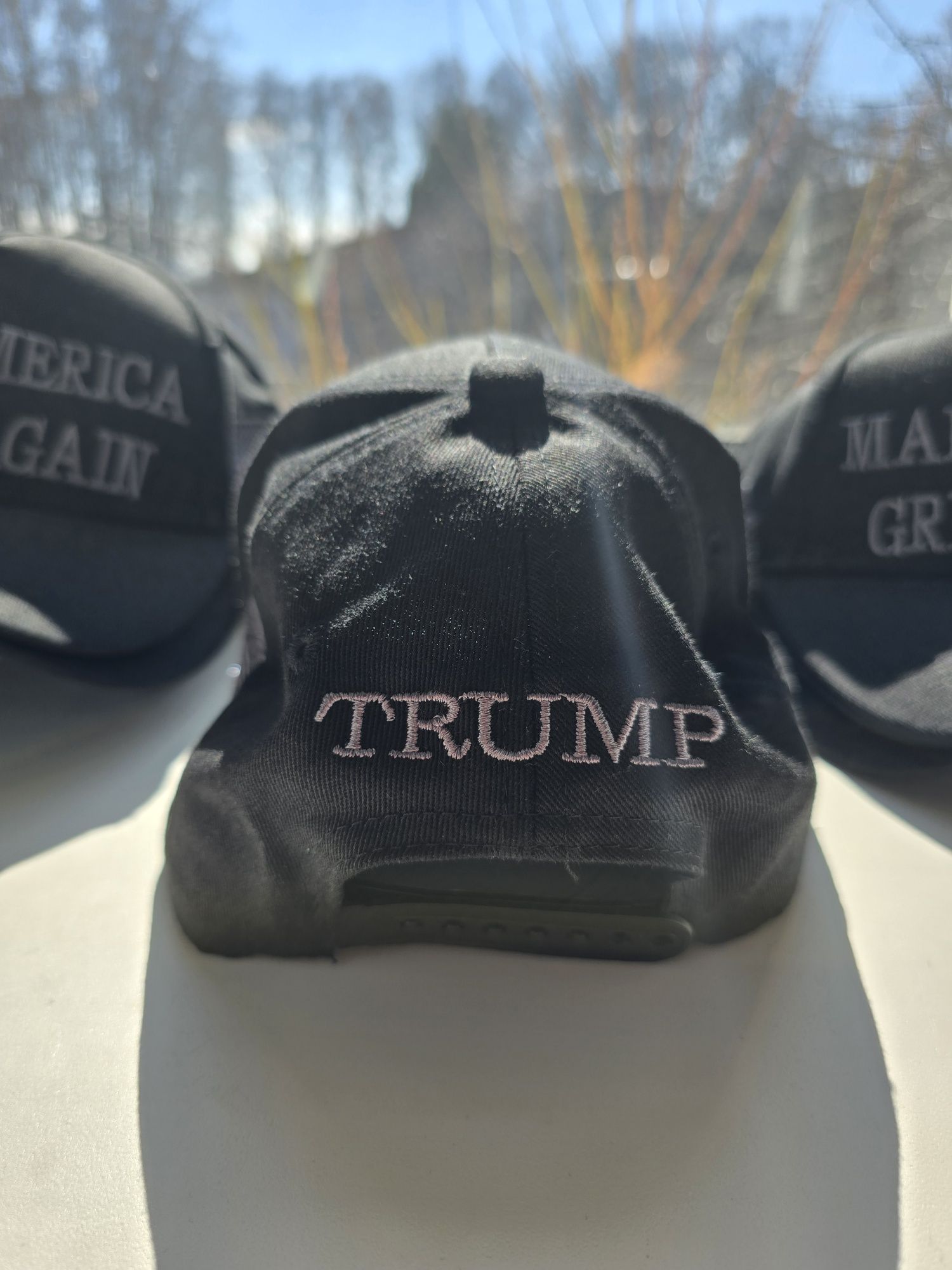 Кепка мужская MAKE AMERICA GREAT AGAIN  черная однотонная хлопковая