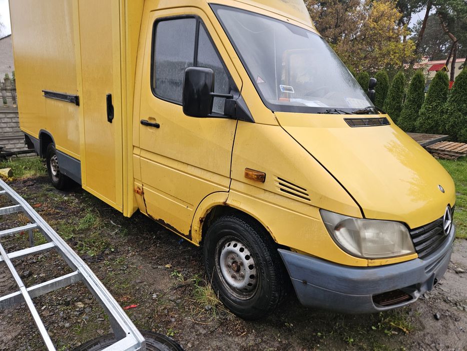 Mercedes sprinter