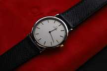 Omegą Deville Quartz - Zegarek kwarcowy mega cienki vintage 195.0075