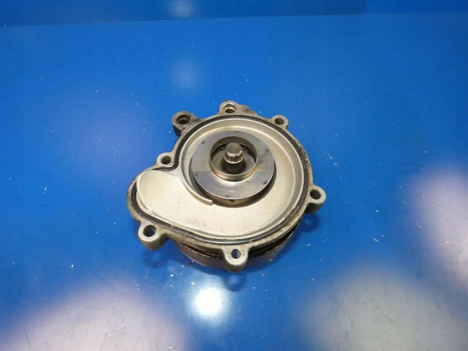 Mercedes C KLASA W204 W212 W207 1.8 CGI POMPA WODY