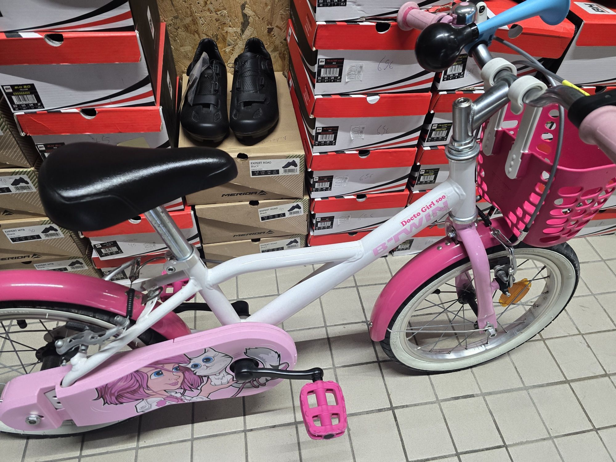 Bicicleta de crianca roda 16 nova