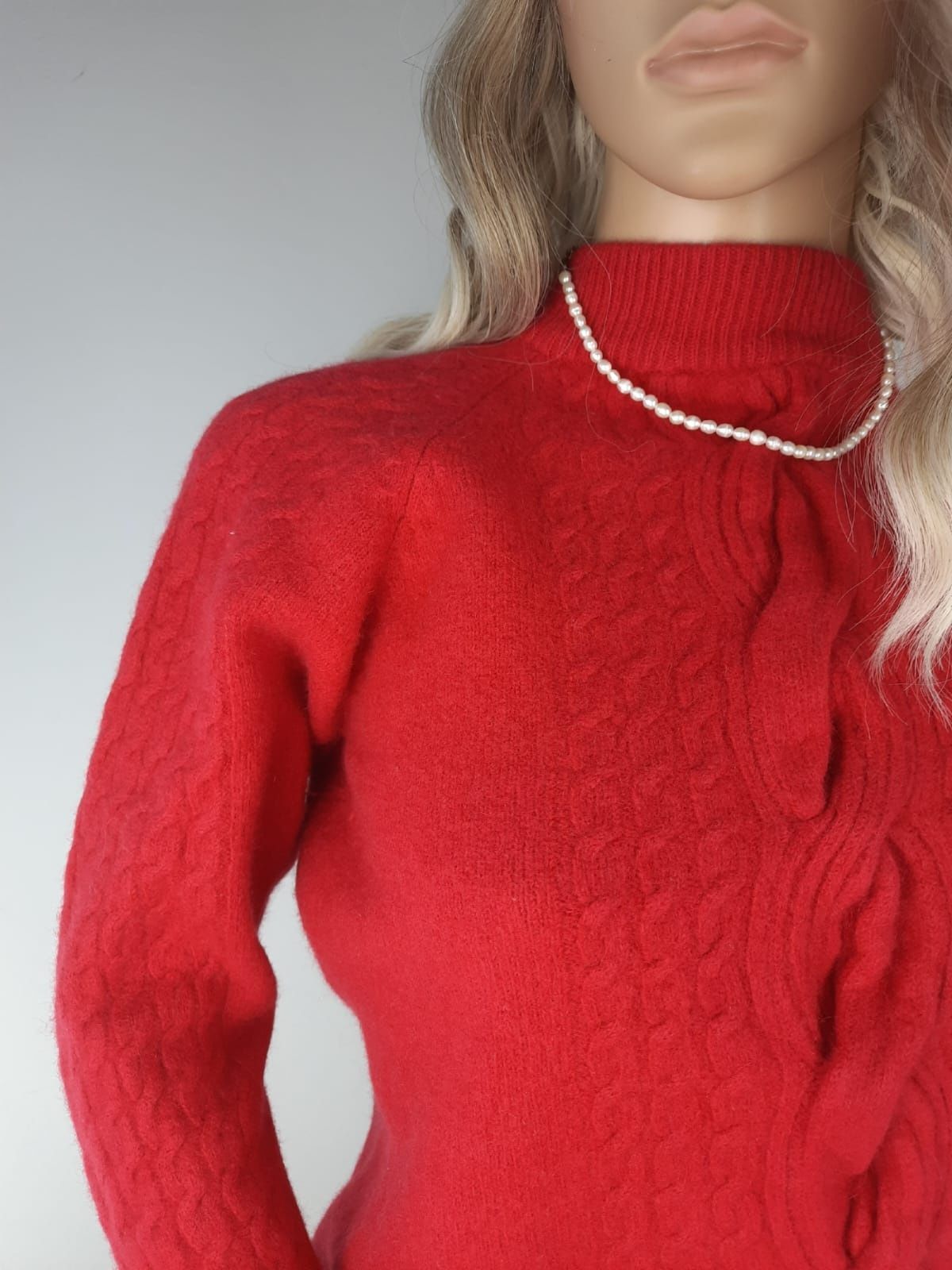 Wełniany sweter wełna angora splot warkocz ciepły gruby sweterek golf