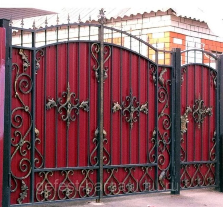 Розпашні ворота під замовлення.