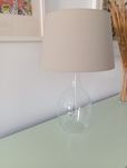 Candeeiro IKEA mesa vidro transparente