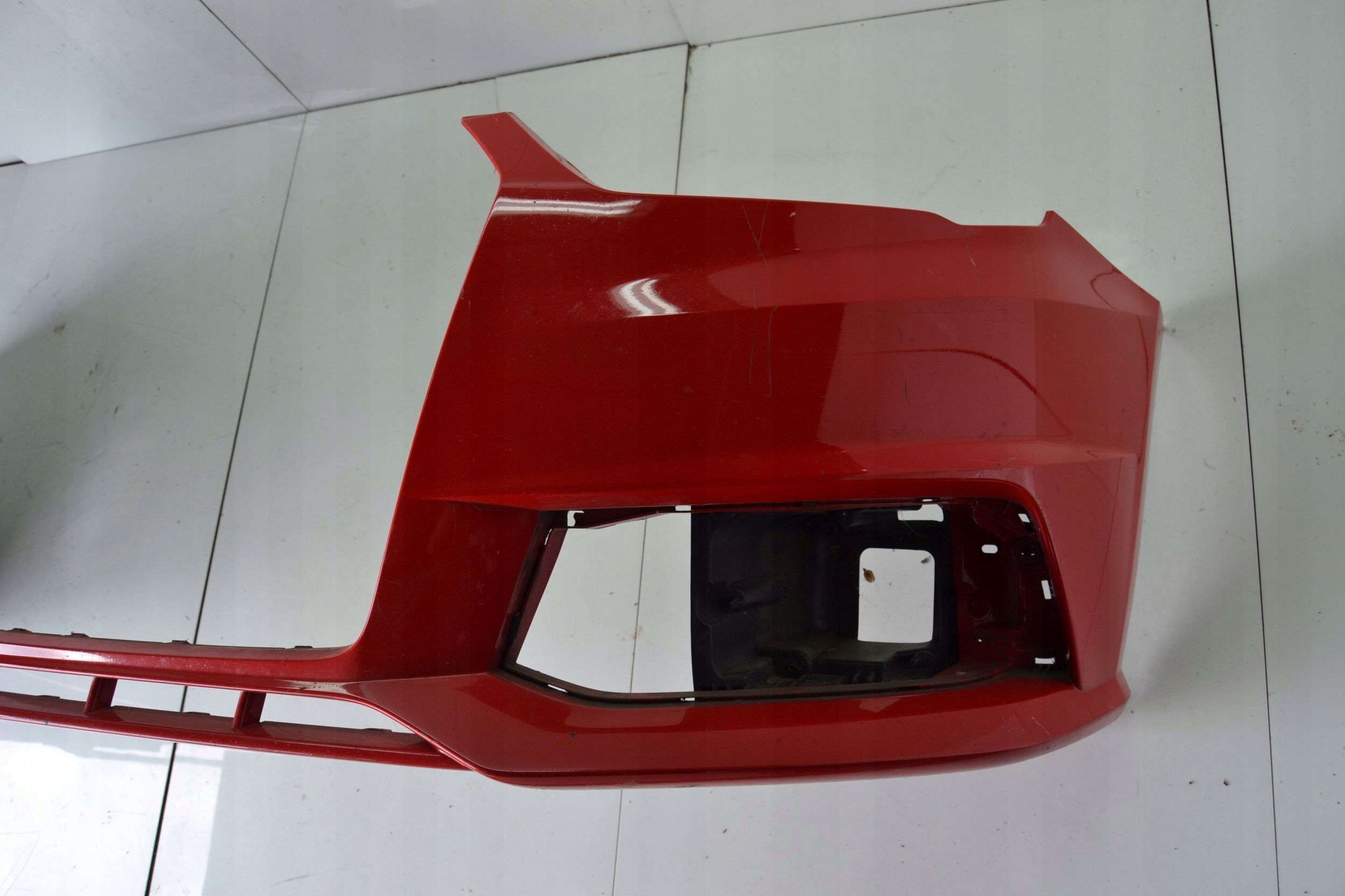 Audi A1 2013 zderzak przedni