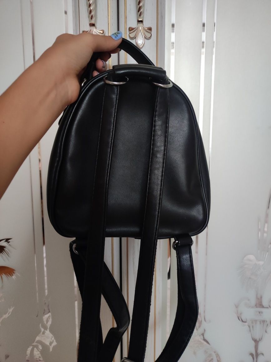 Рюкзак маленький чорний
