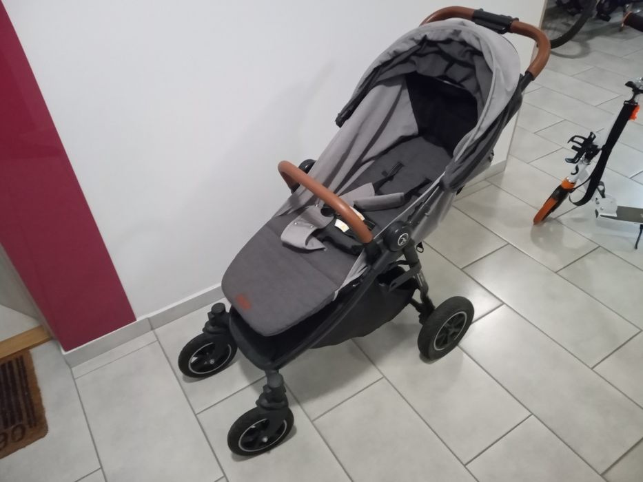 Wózek spacerowy Nevia Colletto - bardzo dobry stan