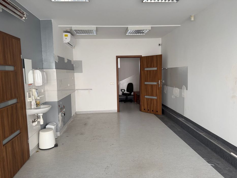 PARTER-lokal, kancelaria, sklep, biuro, gabinet dentystyczny lub lek.