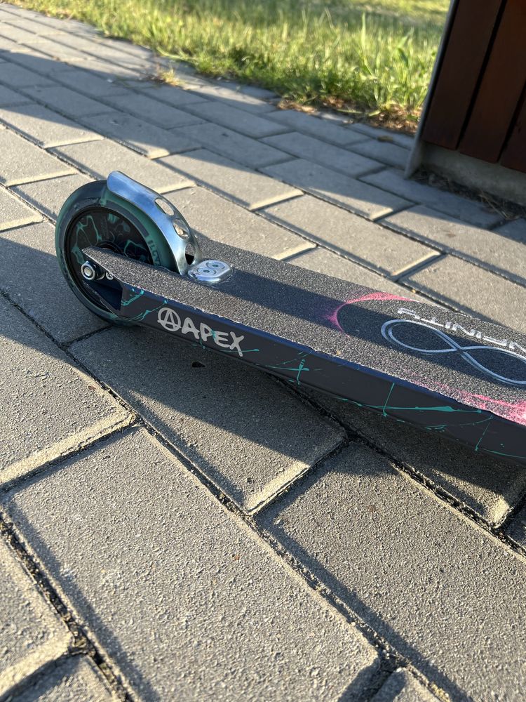 Hulajnoga  wyczynowa Apex doinwestowana zakupione Scootive
