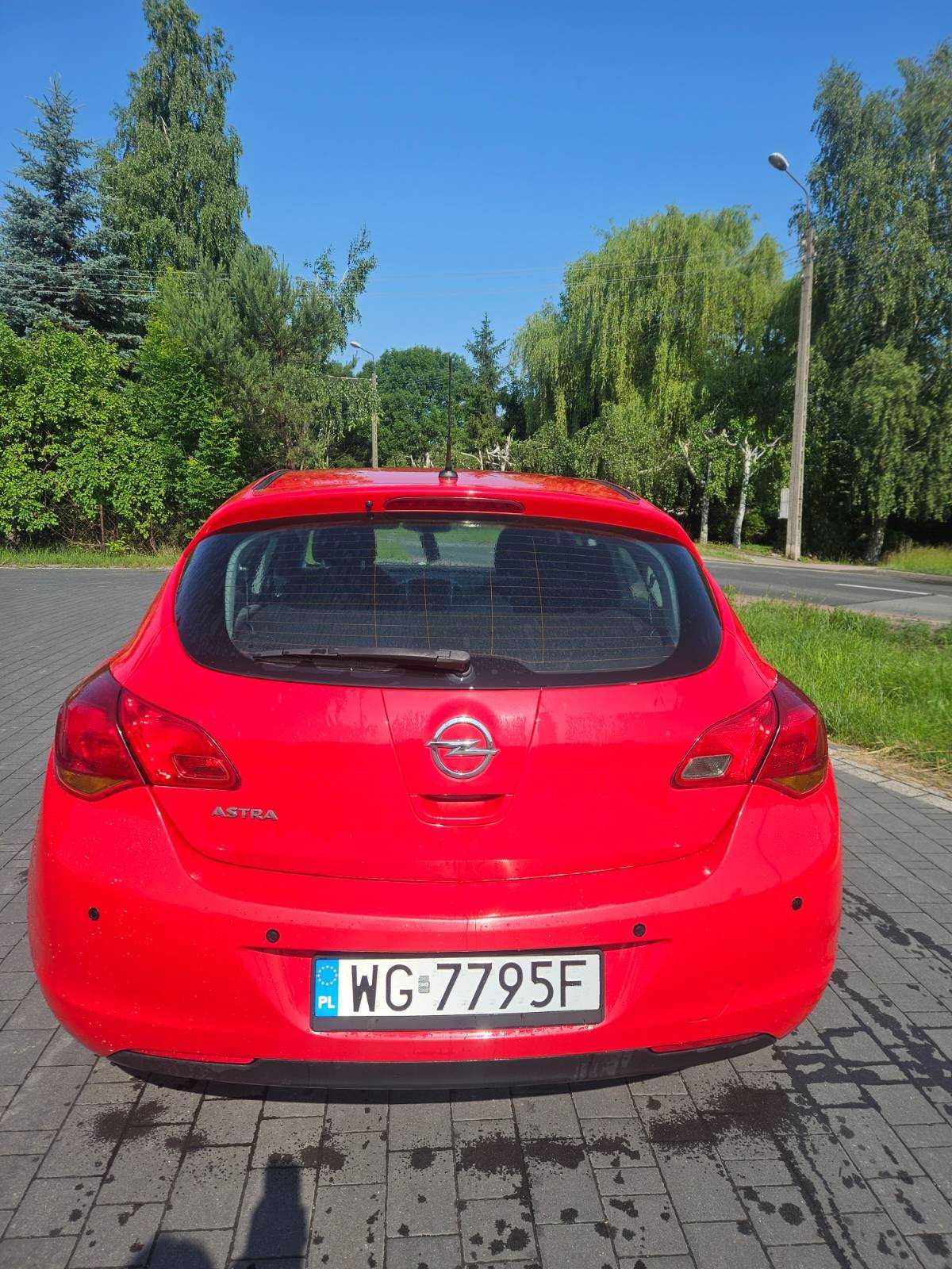 Opel Astra J 1.6 Benzyna + LPG