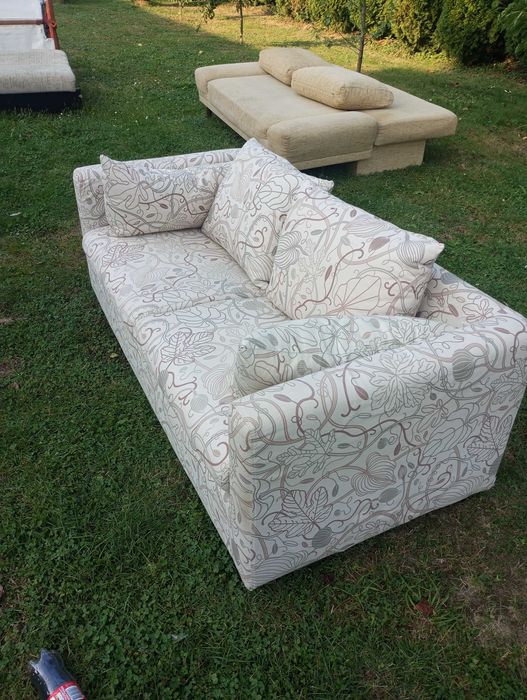 Kanapa bez funkcji rozłożenia