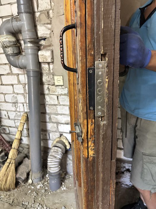 Двери входные 5000 грн