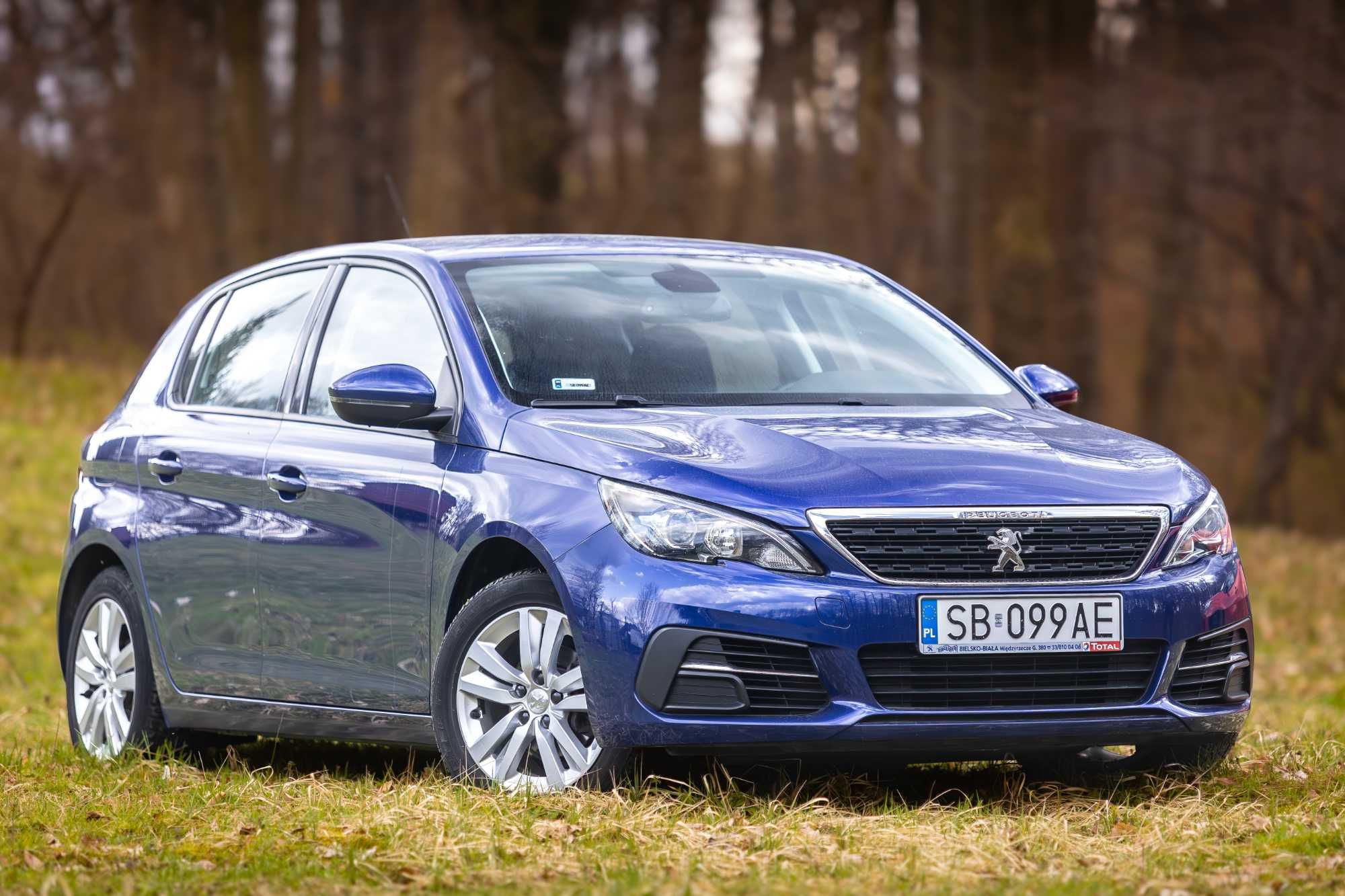 Wynajem auta osobowego toyota yaris peugeot nissan SUV krótko długo