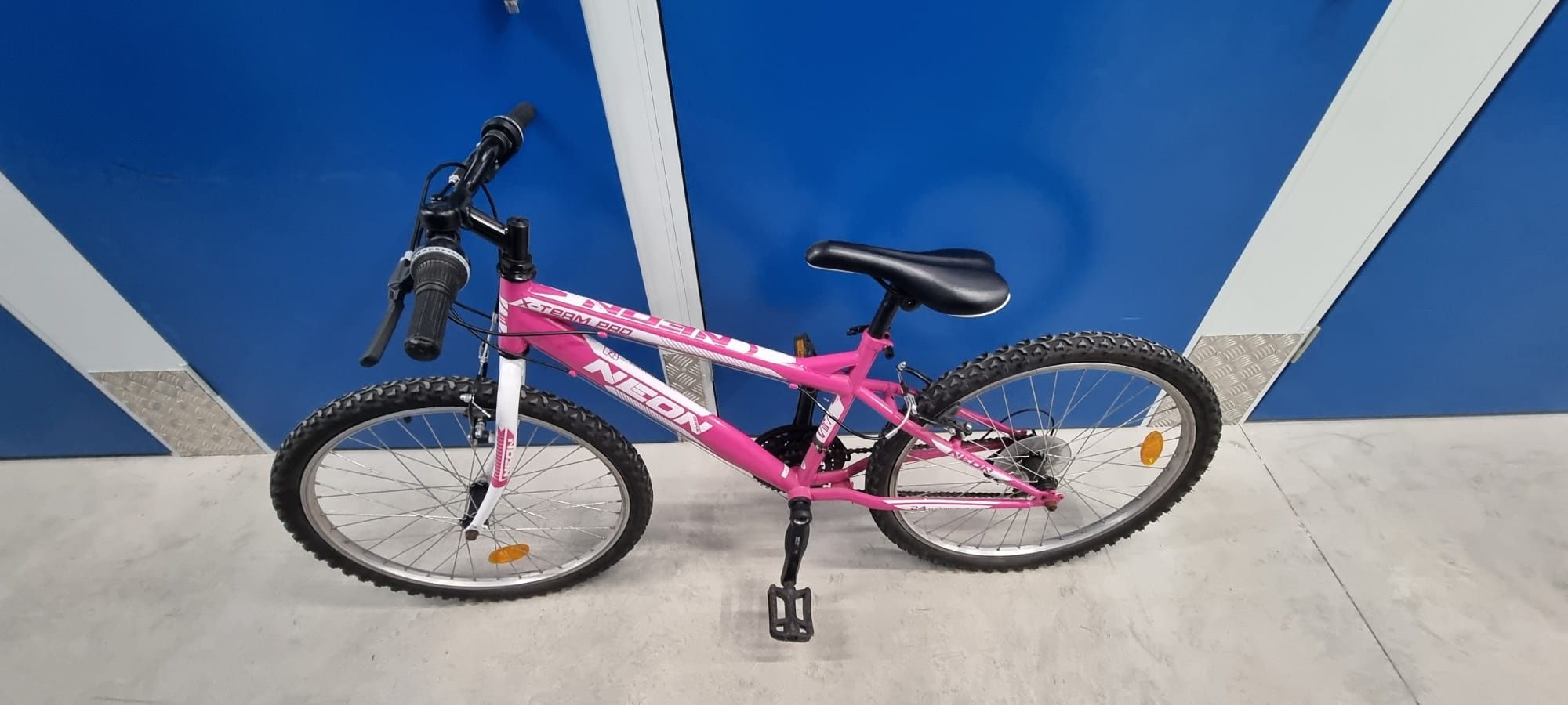 Bicicleta Criança Neon Rosa