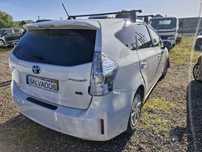 Toyota   prius +