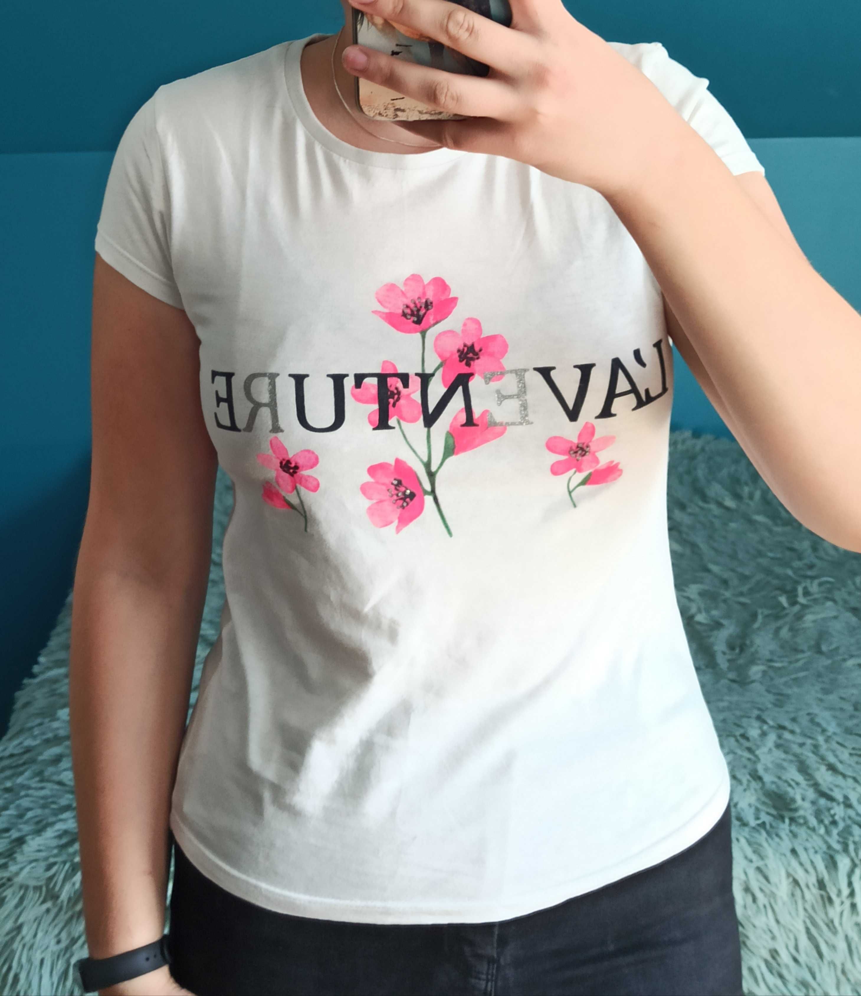 Biały T-Shirt w kwiaty