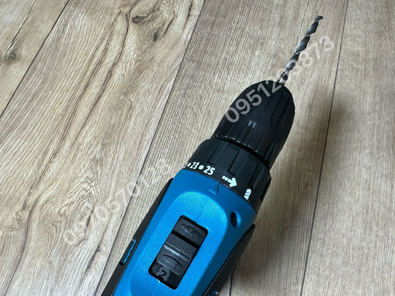 Аккумуляторный шуруповерт дрель Makita DF330DWE комплект 2 АКБ 12V 3Ah