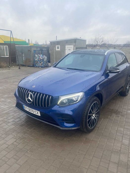 Продам машину glc 300