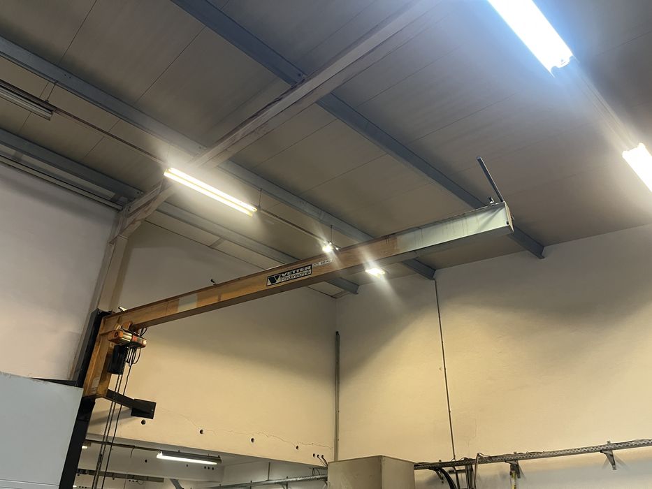 Żurawie warsztatowy L-632cm VETTER + Wciągnik elektryczny 650kg