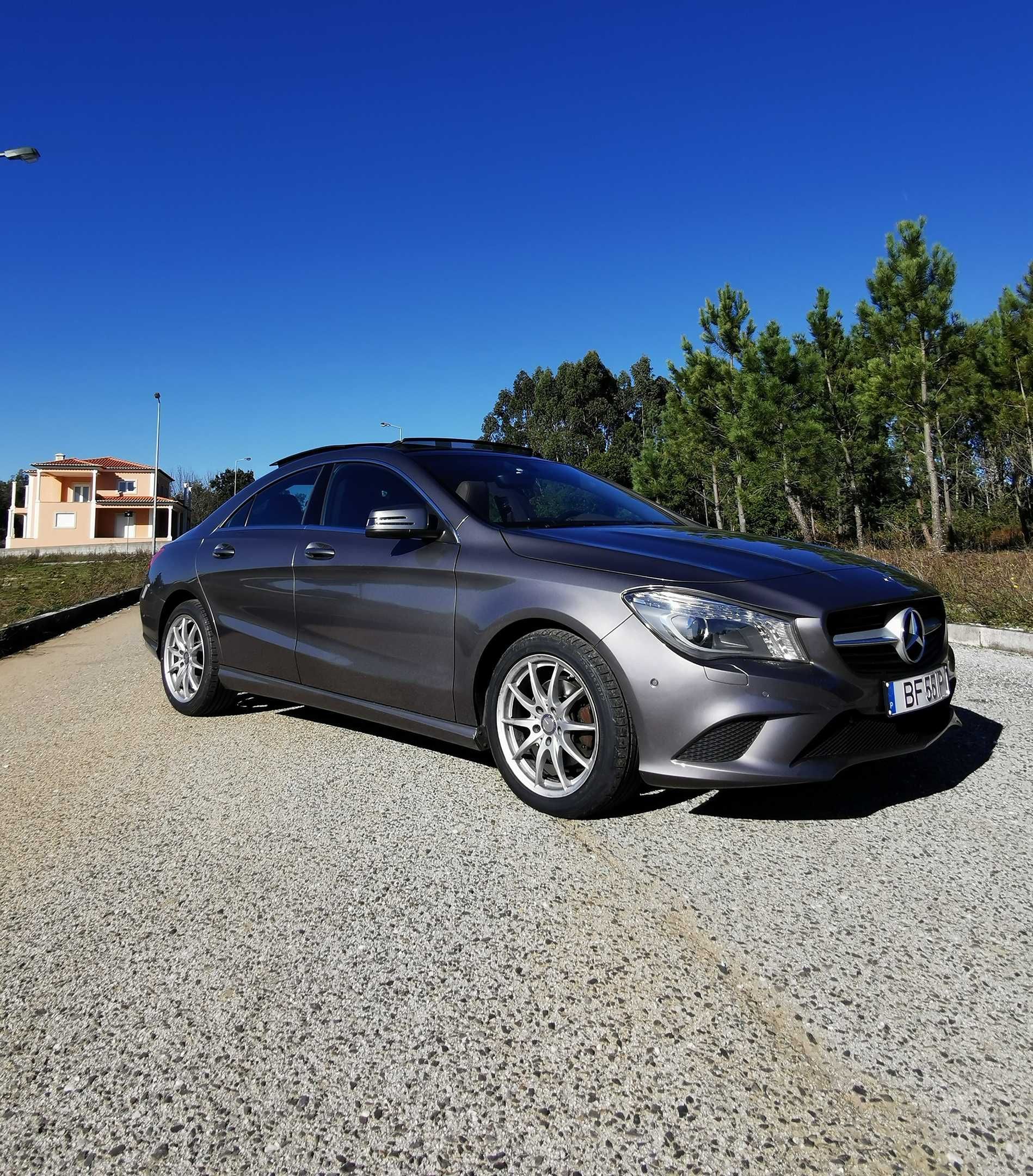 Mercedes Benz CLA220