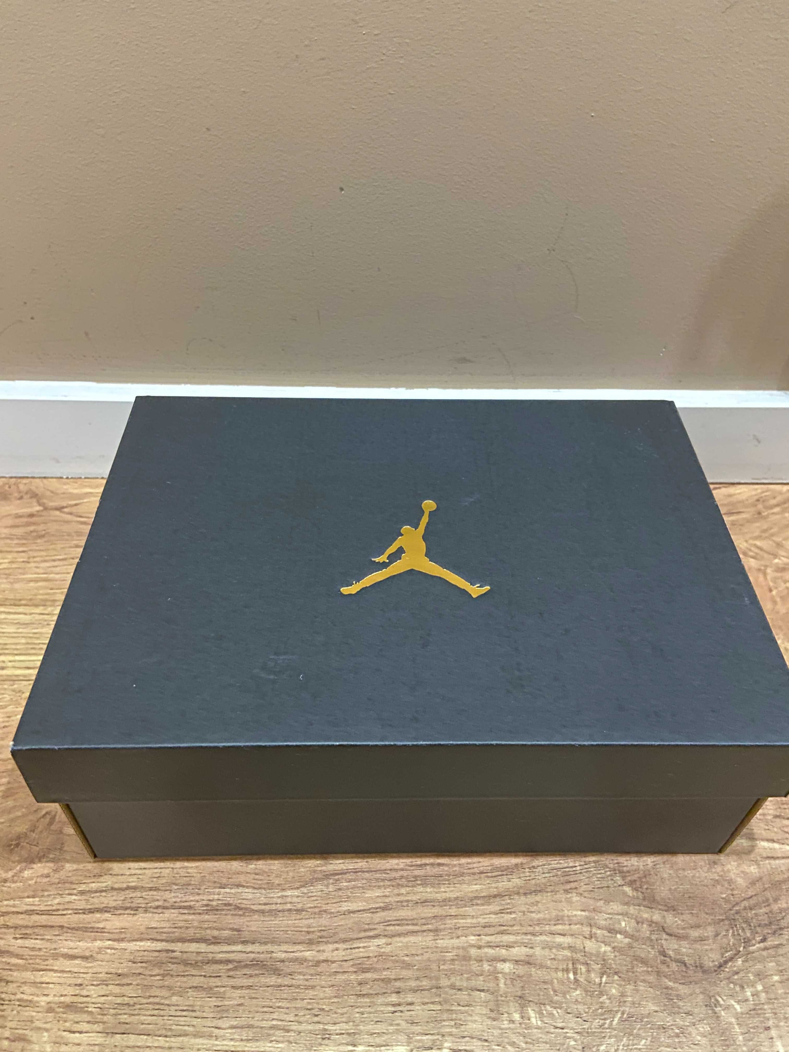 Air Jordan 1 Mid (NOVO)