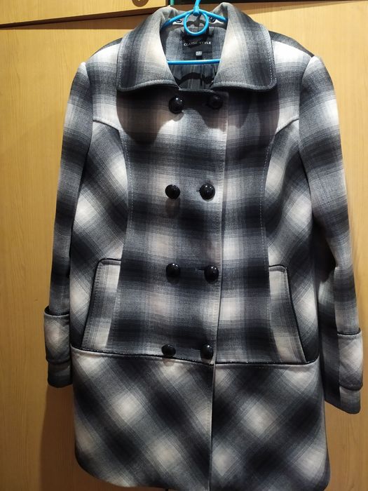 Жіноче Демі- сезоне пальто