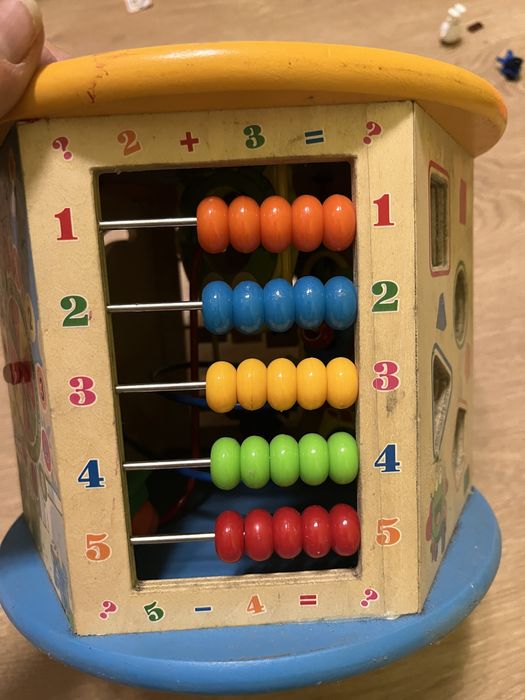 Розвиваючий центр. Сортео. Бизікуб